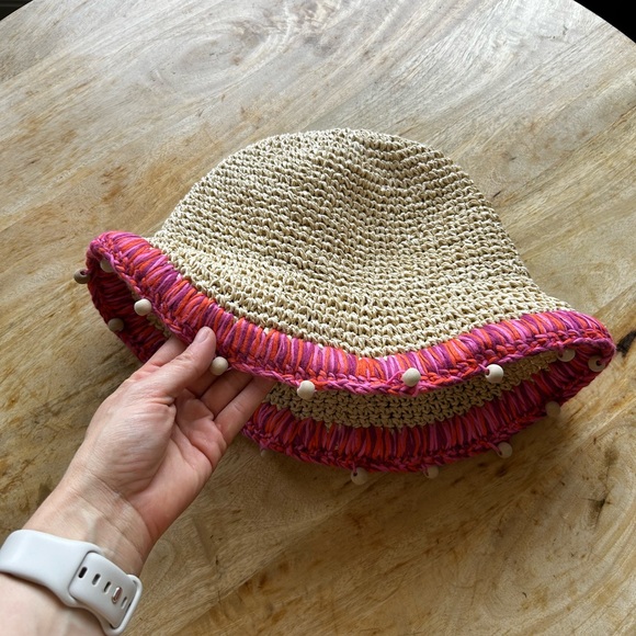 Tops - Zara fushia trimmed woven bucket hat
